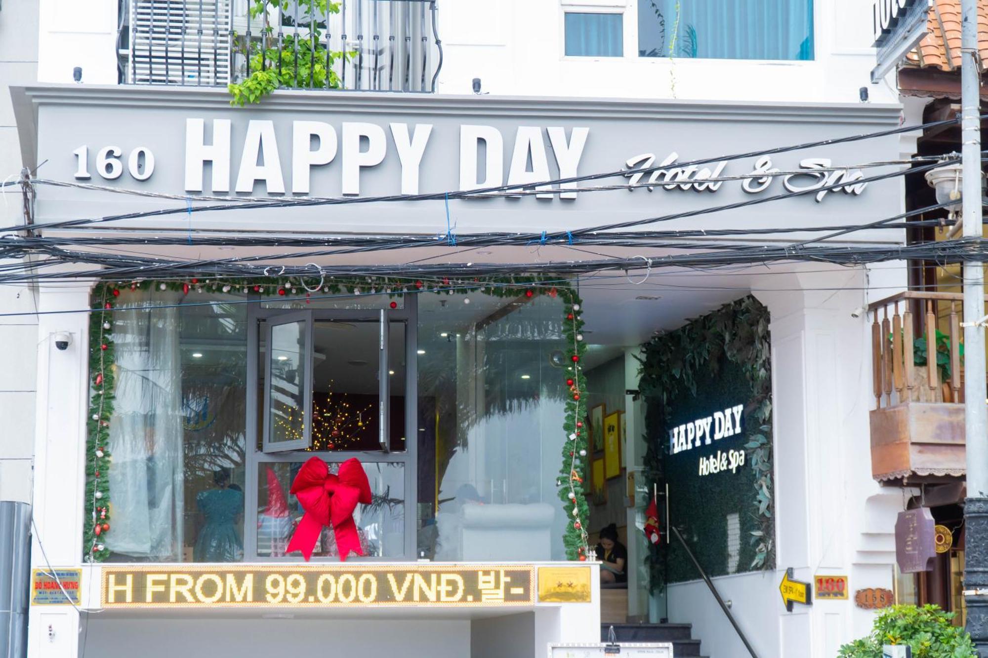Happy Day Riverside Hotel & Spa Danang By Haviland Exteriör bild
