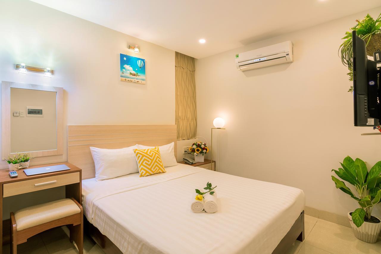 Happy Day Riverside Hotel & Spa Danang By Haviland Exteriör bild